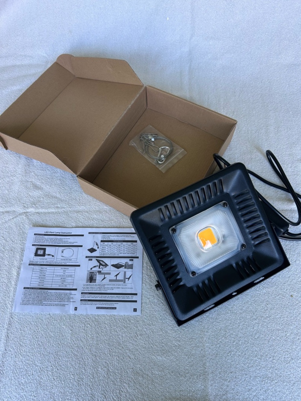 New in box 150w waterproof LED plant light / grow light